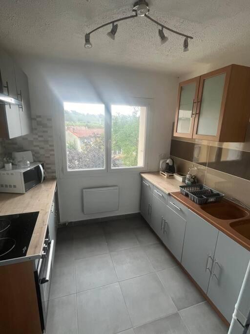 קרקסון Bel Appartement Neuf, Bien Situe מראה חיצוני תמונה
